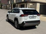 Toyota RAV4 2019 годаүшін15 100 000 тг. в Караганда – фото 3