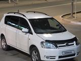 Toyota Ipsum 2002 года за 4 200 000 тг. в Атырау