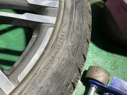 Pirelli 295 35 r21 за 90 000 тг. в Алматы – фото 4