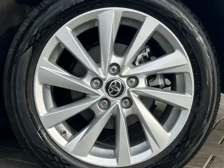 Toyota Camry Prestige 2024 года за 15 990 000 тг. в Алматы – фото 26