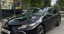 Toyota Camry 2022 года за 14 200 000 тг. в Семей – фото 5