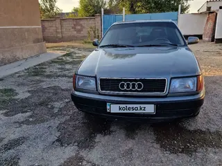 Audi 100