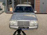 Mercedes-Benz E 200 1991 года за 1 900 000 тг. в Караганда – фото 5
