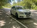 Chevrolet Cruze 2009 года за 4 000 000 тг. в Семей – фото 2