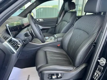 BMW X5 XDrive 40i 2025 года за 73 500 000 тг. в Алматы – фото 17