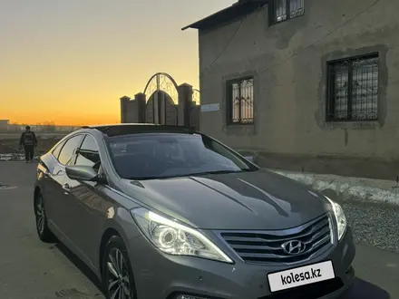 Hyundai Grandeur 2012 года за 8 600 000 тг. в Шымкент – фото 2