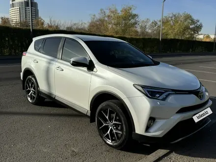 Toyota RAV4 2019 года за 13 000 000 тг. в Астана – фото 8