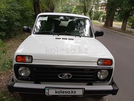 ВАЗ (Lada) Lada 2121 2015 года за 3 870 000 тг. в Алматы – фото 67