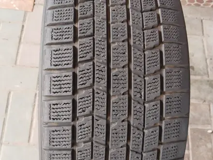 215.45.R18-есть 1шт. Dunlop DSX-2 за 25 000 тг. в Алматы