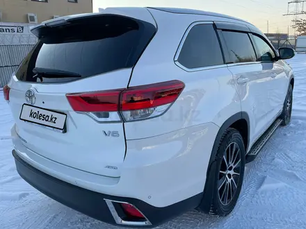 Toyota Highlander 2018 года за 22 500 000 тг. в Алматы – фото 23