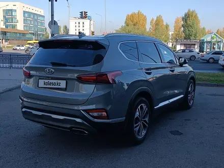 Hyundai Santa Fe 2019 года за 13 999 000 тг. в Астана – фото 7