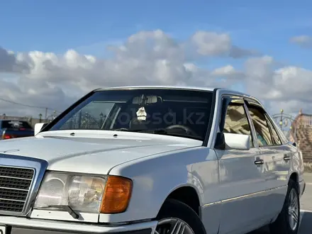 Mercedes-Benz E 230 1991 года за 2 700 000 тг. в Жезказган – фото 9
