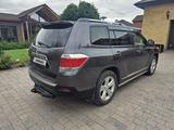 Toyota Highlander 2012 годаfor13 900 000 тг. в Караганда – фото 5