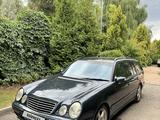 Mercedes-Benz E 280 1999 годаfor5 200 000 тг. в Алматы