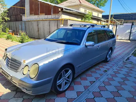 Mercedes-Benz E 320 2002 года за 2 500 000 тг. в Алматы – фото 3