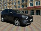 Toyota RAV4 2021 года за 13 900 000 тг. в Актау – фото 4