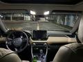 Toyota RAV4 2021 года за 18 500 000 тг. в Актобе – фото 7