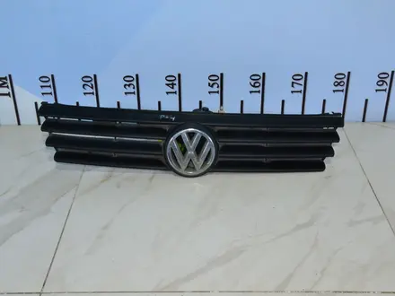 Решетка радиатора Volkswagen Passat B4 за 5 000 тг. в Тараз