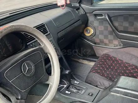 Mercedes-Benz C 280 1995 года за 1 000 000 тг. в Алматы – фото 3
