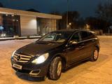 Mercedes-Benz R 350 2006 годаfor6 500 000 тг. в Караганда