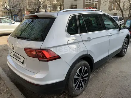 Volkswagen Tiguan 2019 года за 11 800 000 тг. в Алматы – фото 6