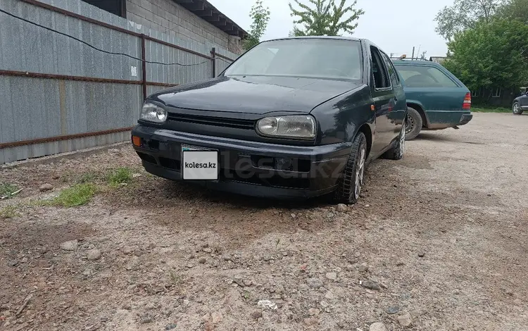 Volkswagen Golf 1993 годаүшін1 050 000 тг. в Алматы