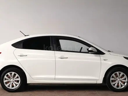 Hyundai Accent 2019 года за 5 600 000 тг. в Алматы – фото 3