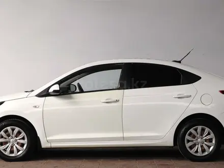 Hyundai Accent 2019 года за 5 600 000 тг. в Алматы – фото 2