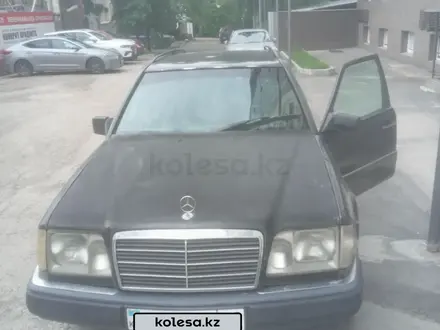 Mercedes-Benz E 280 1995 года за 1 500 000 тг. в Алматы