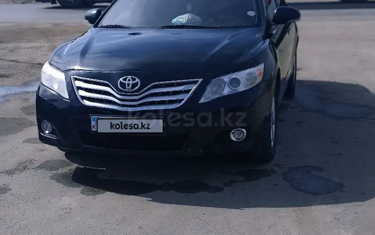 Toyota Camry 2010 годаfor3 900 000 тг. в Атырау