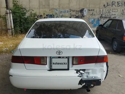 Toyota Camry 1999 года за 3 000 000 тг. в Алматы – фото 4