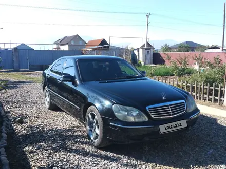 Mercedes-Benz S 320 1999 года за 3 900 000 тг. в Алматы – фото 2