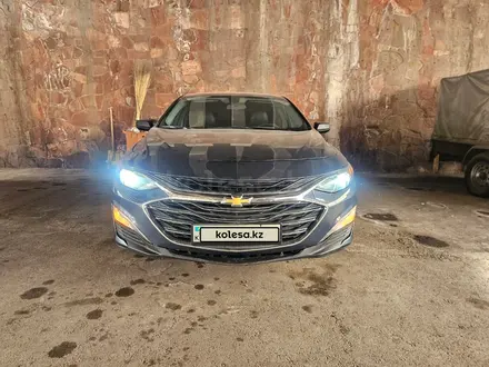 Chevrolet Malibu 2019 года за 10 000 000 тг. в Алматы