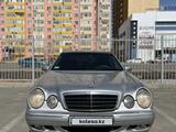 Mercedes-Benz E 320 2001 годаүшін4 400 000 тг. в Атырау – фото 2