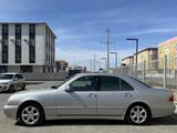 Mercedes-Benz E 320 2001 годаүшін4 100 000 тг. в Атырау – фото 4