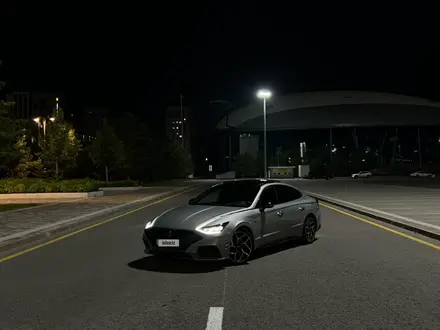Hyundai Sonata 2023 года за 13 200 000 тг. в Астана – фото 3