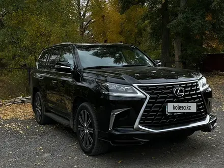 Lexus LX 570 2021 года за 56 900 000 тг. в Актобе – фото 3