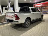 Toyota Hilux 2022 года за 21 000 000 тг. в Атырау – фото 3