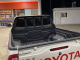 Toyota Hilux 2022 года за 20 800 000 тг. в Атырау – фото 5