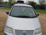 Volkswagen Sharan 2001 годаүшін2 700 000 тг. в Актобе – фото 4