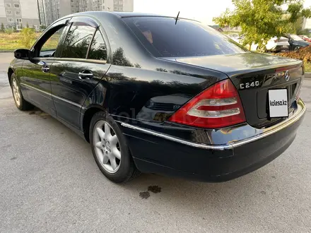 Mercedes-Benz C 240 2002 года за 3 300 000 тг. в Алматы – фото 5