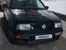 Volkswagen Vento, 1993
