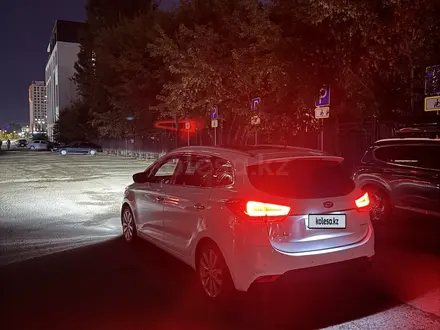 Kia Carens 2014 года за 7 900 000 тг. в Астана – фото 10