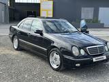 Mercedes-Benz E 320 2000 года за 3 900 000 тг. в Жанаозен