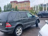 Mercedes-Benz ML 320 1998 годаүшін2 650 000 тг. в Астана – фото 2