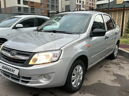 ВАЗ (Lada) Granta 2190 2015 года за 2 800 000 тг. в Астана – фото 2