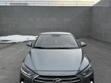 Hyundai Elantra 2018 годаfor8 500 000 тг. в Шымкент – фото 2