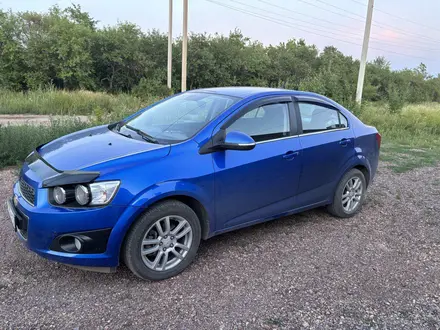 Chevrolet Aveo 2013 года за 3 500 000 тг. в Астана – фото 2