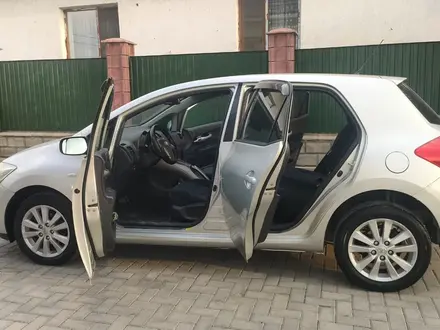 Toyota Auris 2008 года за 4 500 000 тг. в Алматы – фото 12
