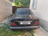 Mercedes-Benz E 280 1995 годаүшін1 150 000 тг. в Тараз